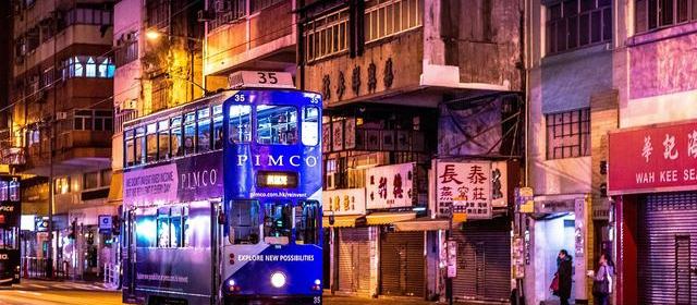 公开线索对照：五人联名次日少了一人，节目组说内部调查继续节目不停